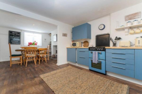 Host & Stay - Centurion House